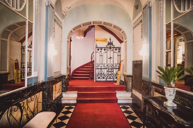 Henri Hotel Berlin Kurfuerstendamm Esterno foto