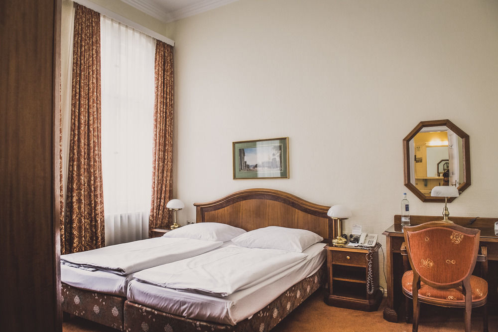 Henri Hotel Berlin Kurfuerstendamm Esterno foto