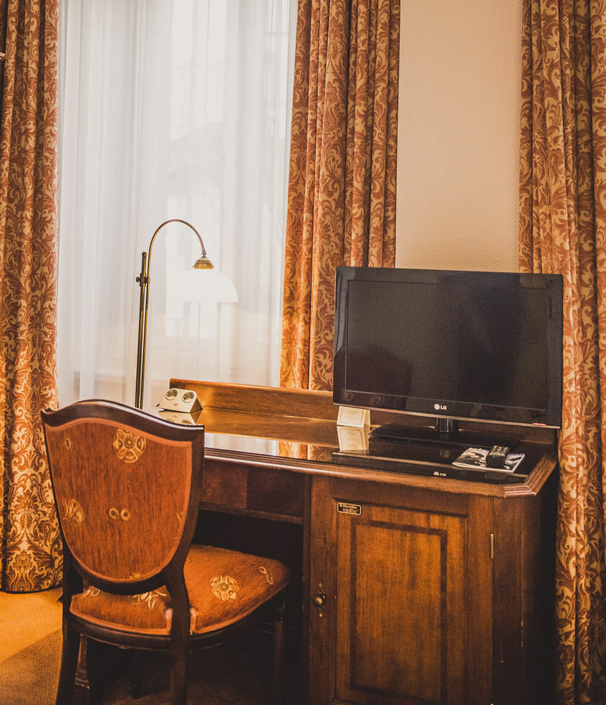 Henri Hotel Berlin Kurfuerstendamm Esterno foto