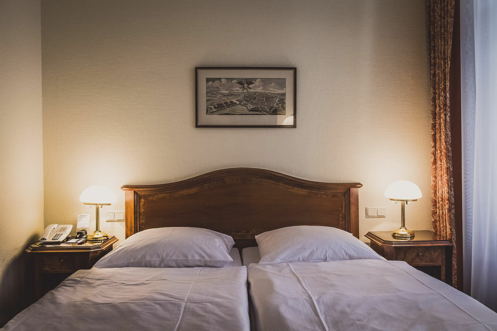 Henri Hotel Berlin Kurfuerstendamm Esterno foto